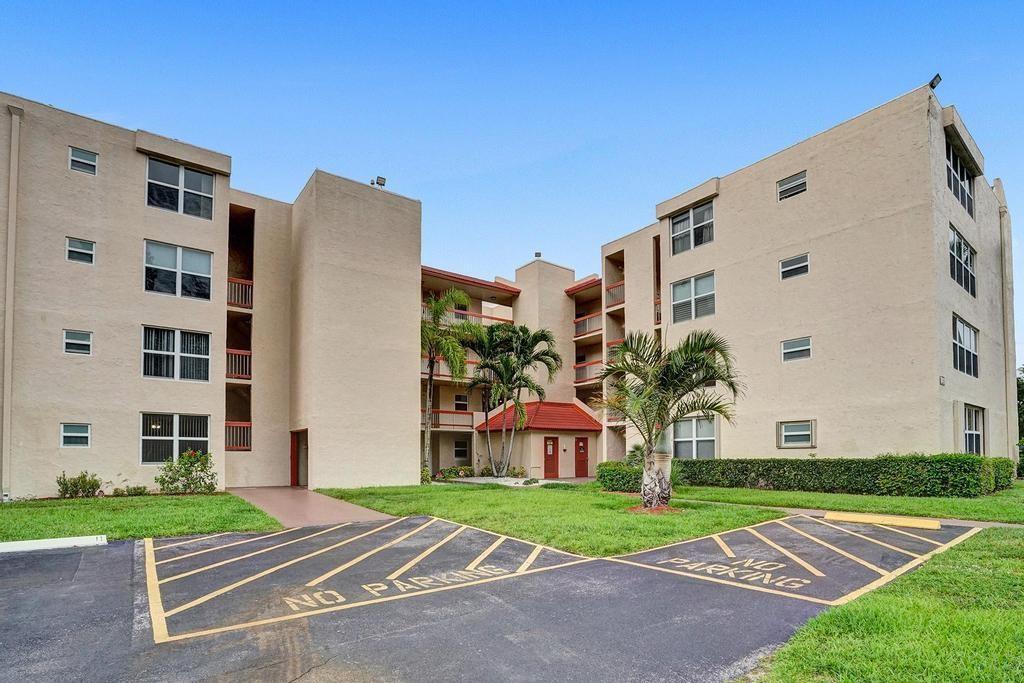 Foto principal - 9451 Evergreen Pl