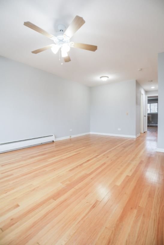 Foto del edificio - 2525 W Montrose Ave