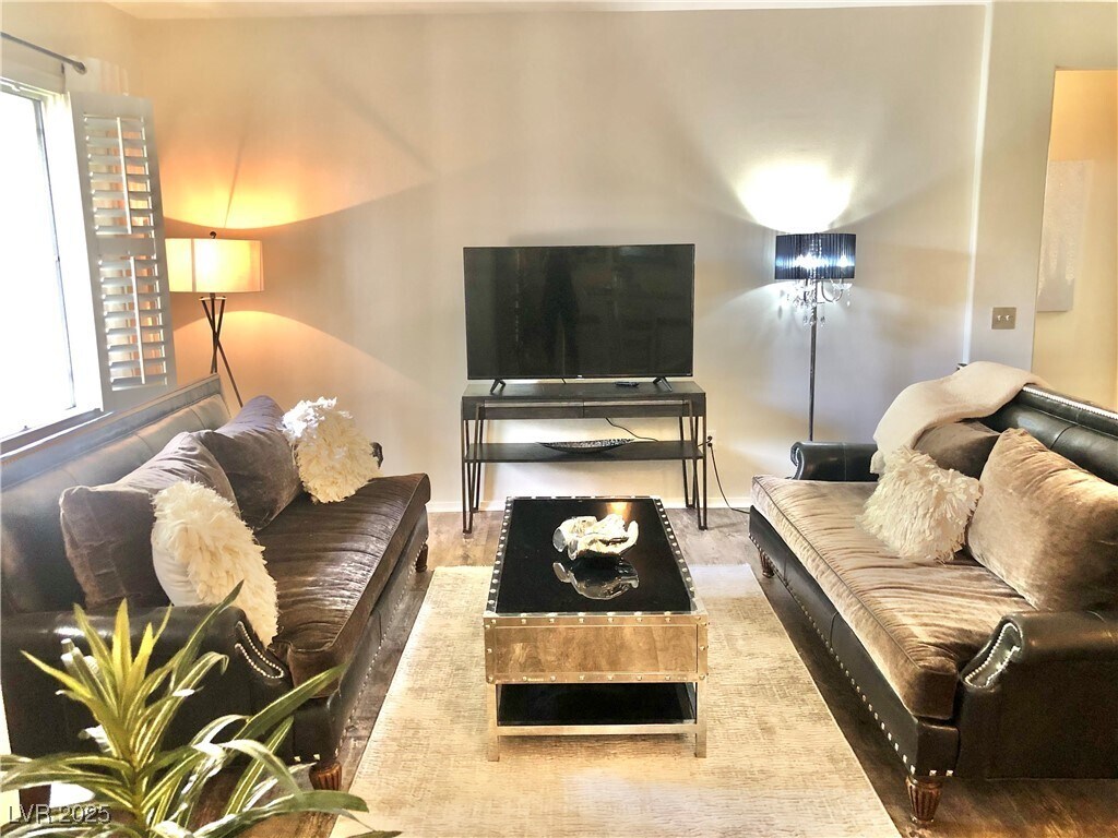 Foto principal - 1004 Duckhorn Ct