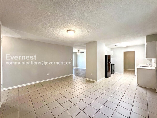 Building Photo - 1731 Carla Cove