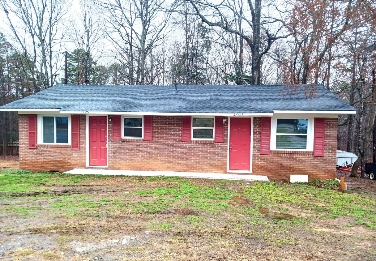 Primary Photo - One Bedroom Apt for Rent in Lancaster SC!