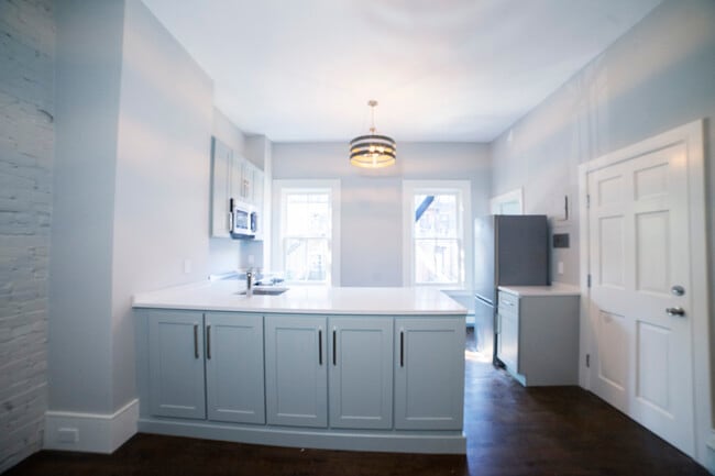 Building Photo - 29 E Springfield St