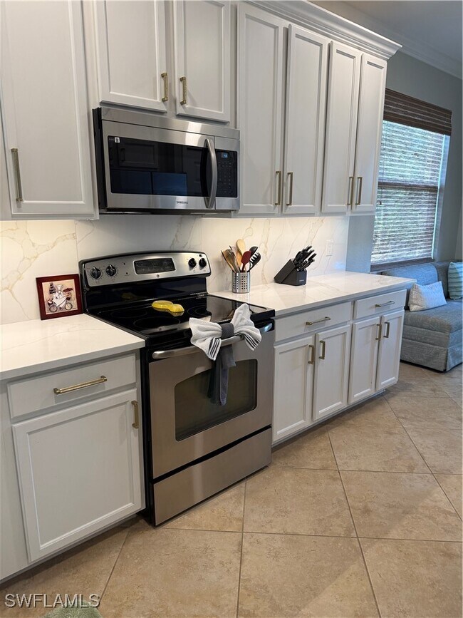 Building Photo - 9719 Acqua Ct