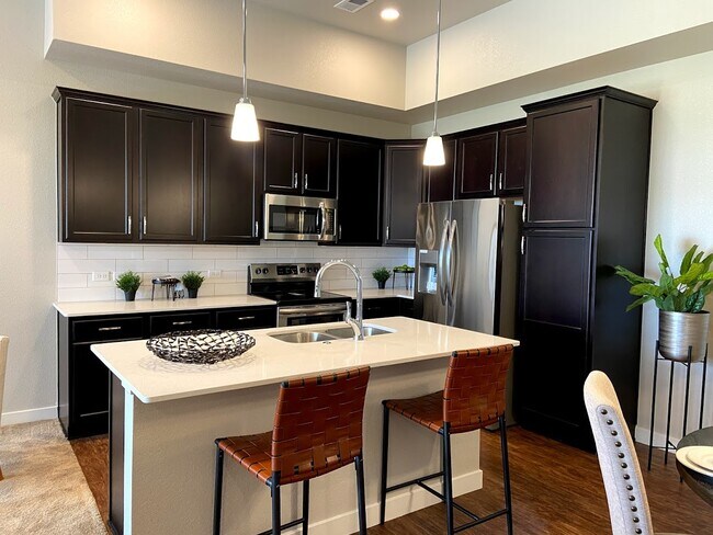 Foto del edificio - 4128 S Park Dr
