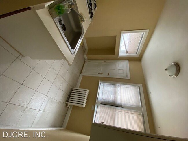 Building Photo - 3 br, 1 bath House - 230 Grange Avenue