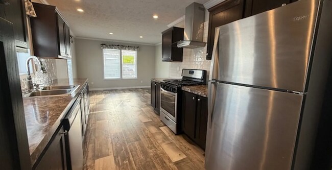 Foto del edificio - 10611 Lyons Ct