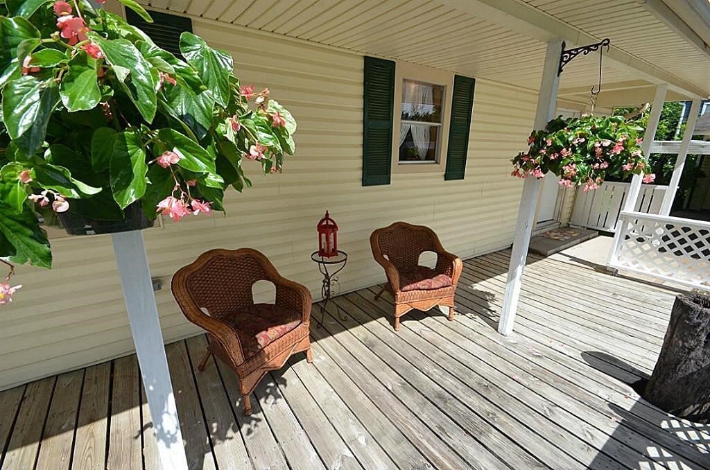 Foto principal - 135 1st St