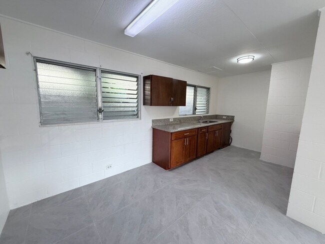 Foto del edificio - 2210 N School St