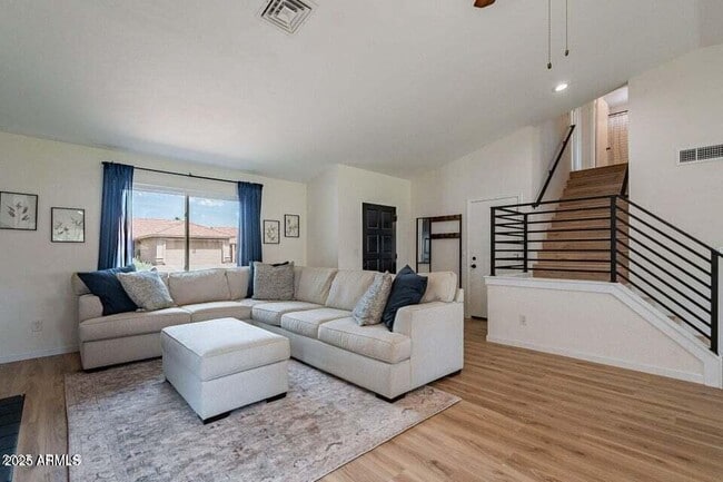 Building Photo - 15026 S 28th St