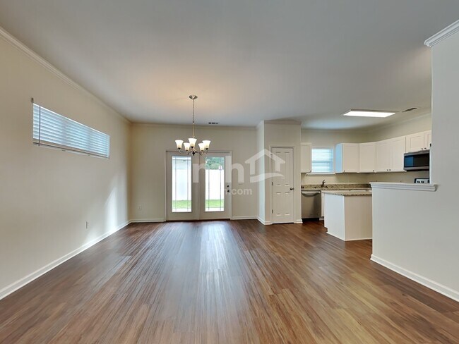 Foto del edificio - 625 Summer Hill Way