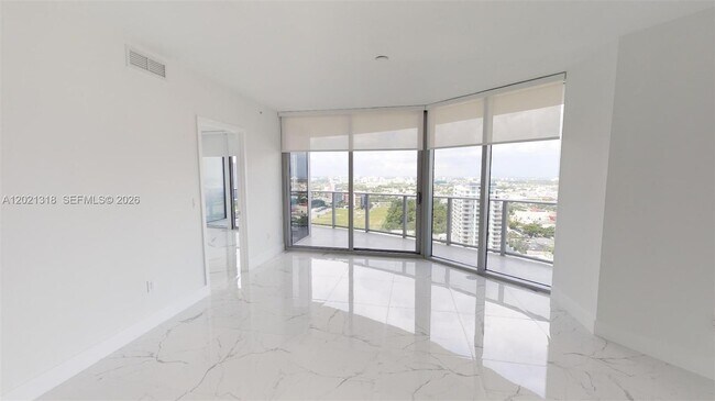 Foto del edificio - 488 NE 18th St
