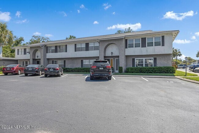 Foto del edificio - 695 Florida A1A