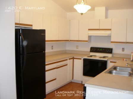 Building Photo - 1420 E Maryland St