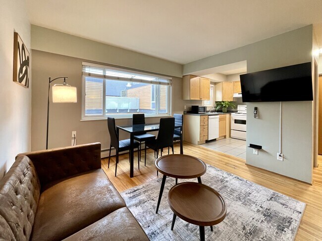 Photo du bâtiment - 1985 W 8th Ave