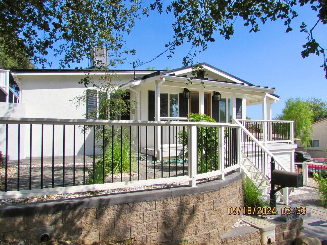 9232 Applegate Terrace - 9232 Applegate Ter