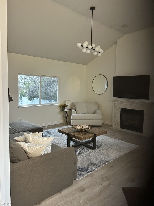 Building Photo - 1 br, 1 bath House - 1759 East 3300 South