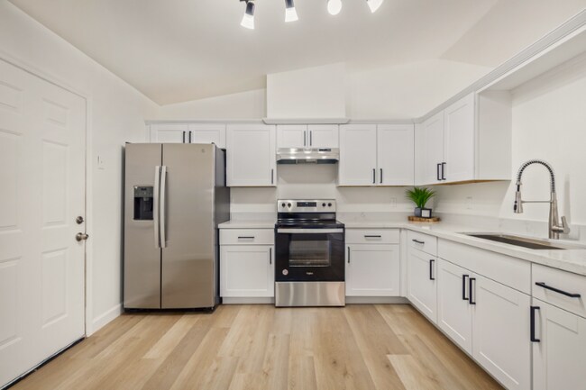 Foto del edificio - 4654 E Camino St