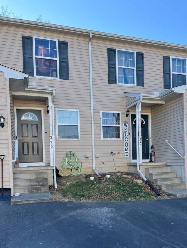 Red Cedar Lane Apartments in Marietta, PA