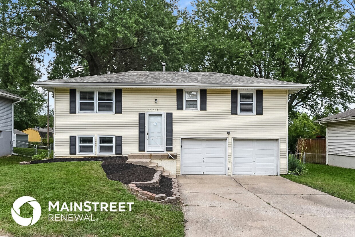 Foto principal - 15312 E 49th St