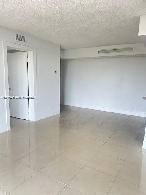Building Photo - 706 Executive Center Dr
