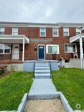 Building Photo - 724 Umbra St