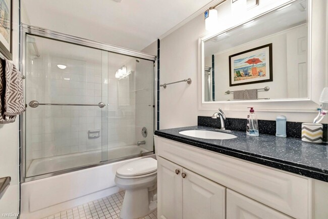 Building Photo - 2 br, 2 bath House - 2424 N Federal Hwy Ap...