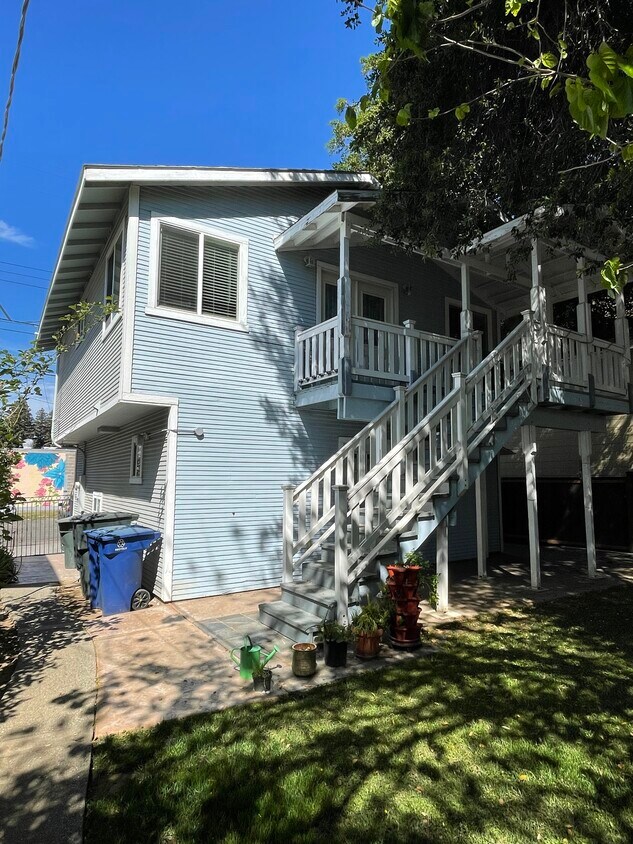 1410 33rd St, Sacramento, CA 95816 1410 33rd St Sacramento, CA