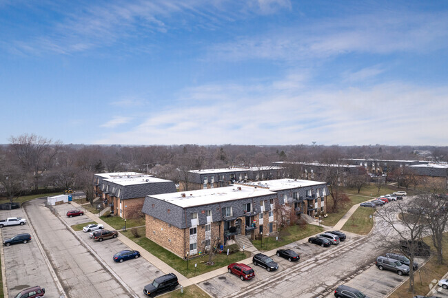 Aerial Photo - 16 E Dundee Quarter Dr