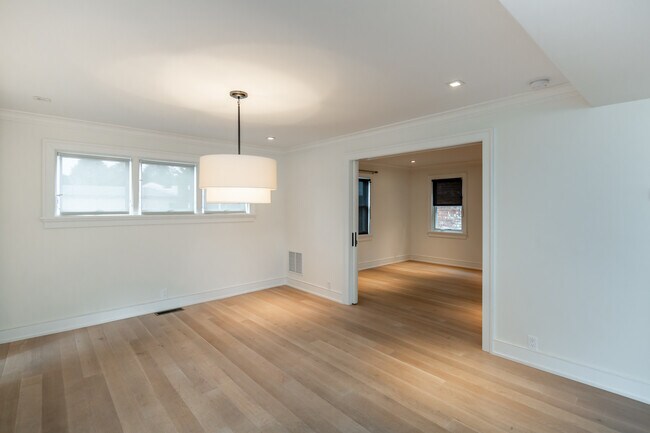 Foto del edificio - 5 Pleasant Ln