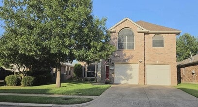 Building Photo - 5020 Woodmeadow Dr
