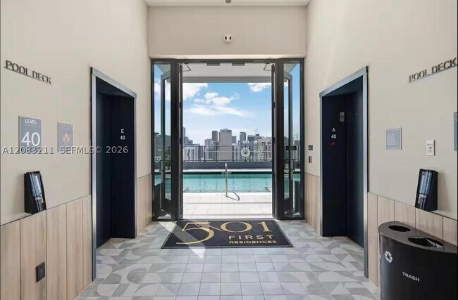 Foto del edificio - 121 NE 5th St