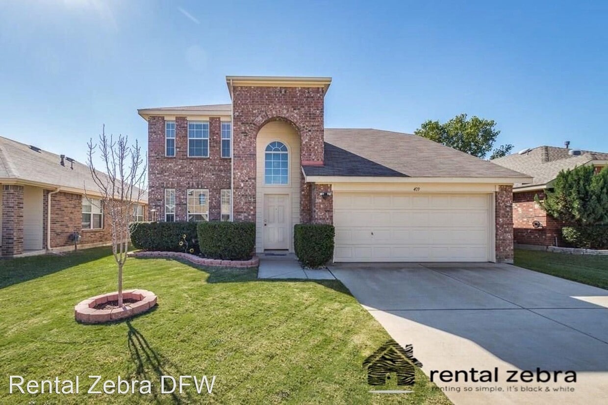 Foto principal - 4 br, 2.5 bath House - 409 Flowering Plum Ln