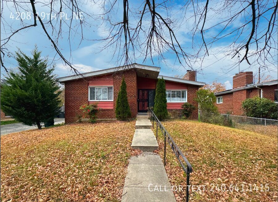 Foto principal - 4208 19th Pl NE