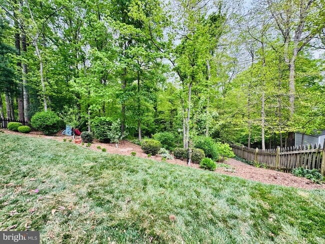 Building Photo - 12525 Hedges Run Dr