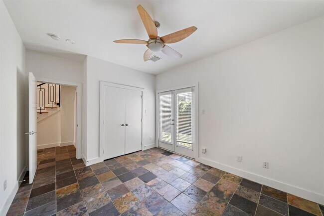 Foto del edificio - 4707 Caroline St