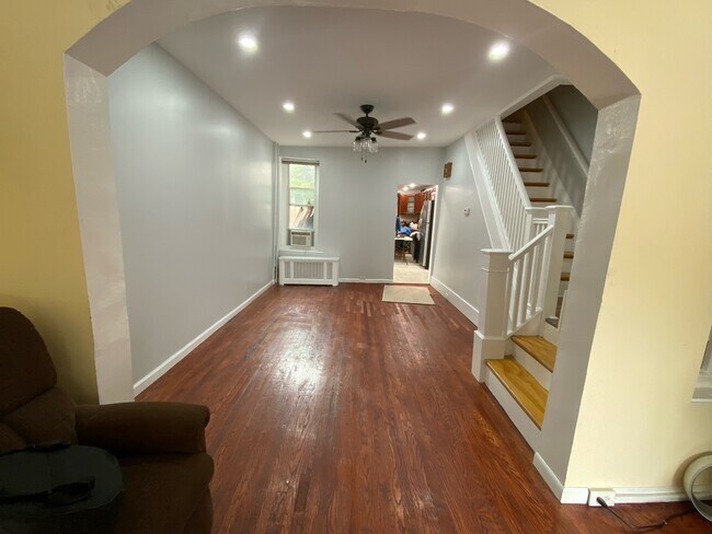 Foto del edificio - 3783 Cresson St