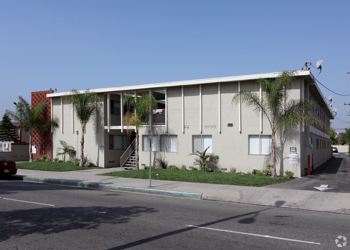Pioneer Village Apartaments - Pioneer Village Apartments
