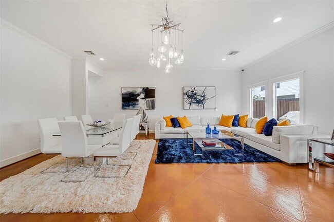 Foto del edificio - 5522 Larkin St