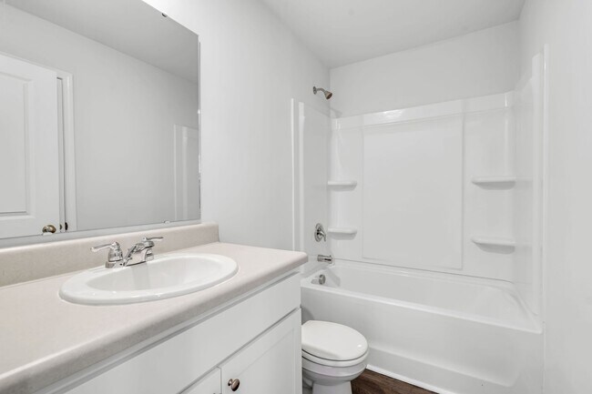 Foto del edificio - Spacious townhome in Summerville
