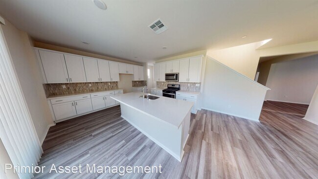 Foto del edificio - 4 br, 3 bath House - 9650 Scioscia St.