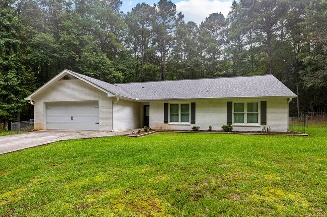 Building Photo - Updated 3BR Home on 1.36 Acres in Whitewater School District
