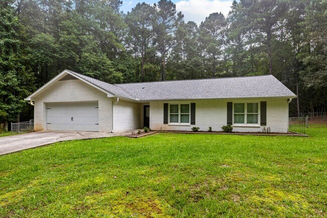 Foto del edificio - Updated 3BR Home on 1.36 Acres in Whitewater School District