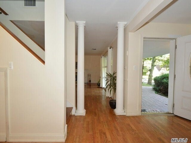 Building Photo - 33 Duxbury Rd