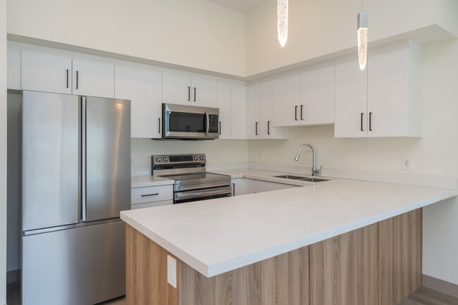 Building Photo - Templeton Heights