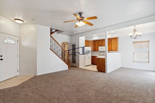 Building Photo - South Ogden 3 Bedroom Home for Lease!