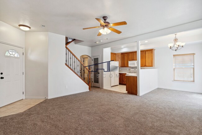 Building Photo - Well Maintained South Ogden 3 Bedroom Home!