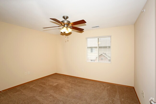 3HAB, 2BA, 1500 ft². Interior de la unidad - Tullamore Village