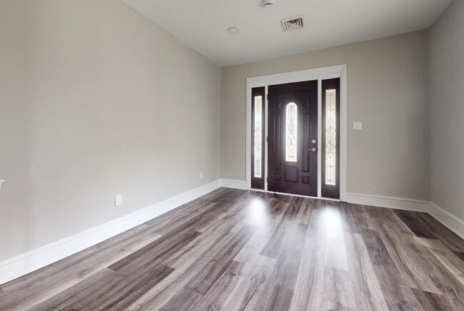 Foto del edificio - 1724 Stanwood St