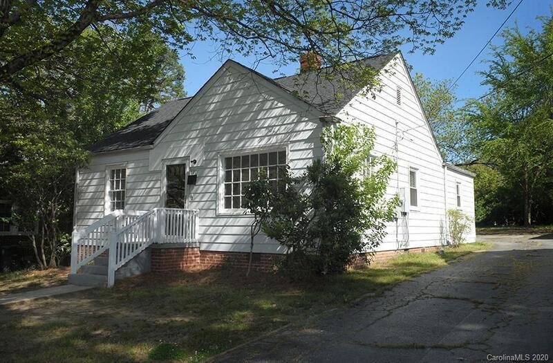 Primary Photo - 621 N Ellis St