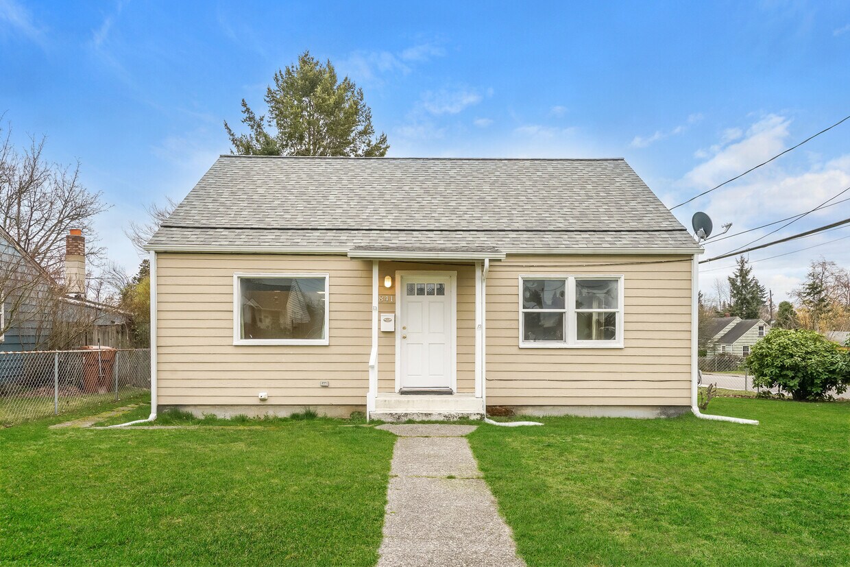 Primary Photo - 841 S MacArthur St